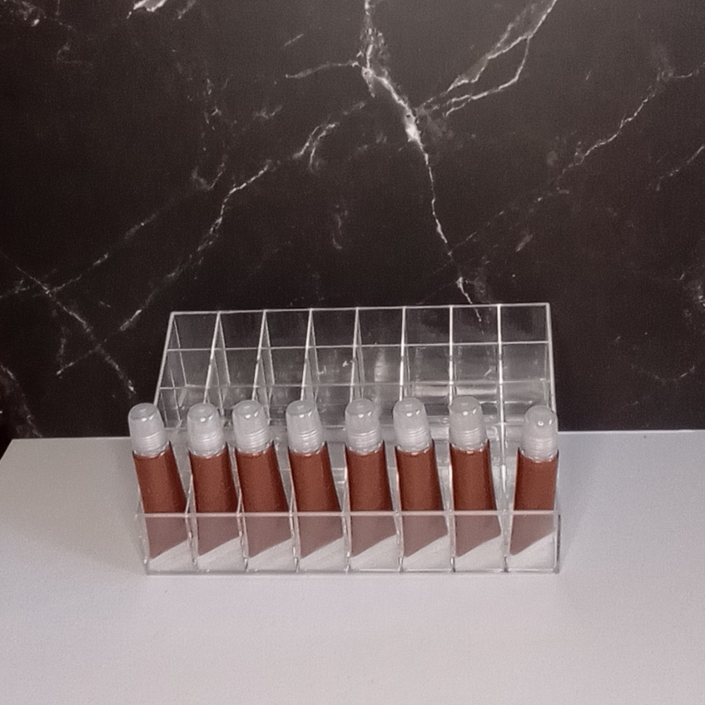 Dark brown lip gloss